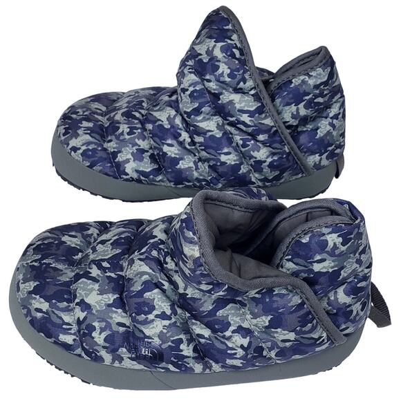 THE NORTH FACE Boy's ThermoBall Traction Bootie Green Camo Print  Kids Size 12 - Picture 1 of 16
